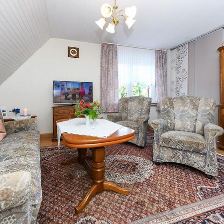 Ferienwohnung Im Haus Weinstock Esens Ngoại thất bức ảnh