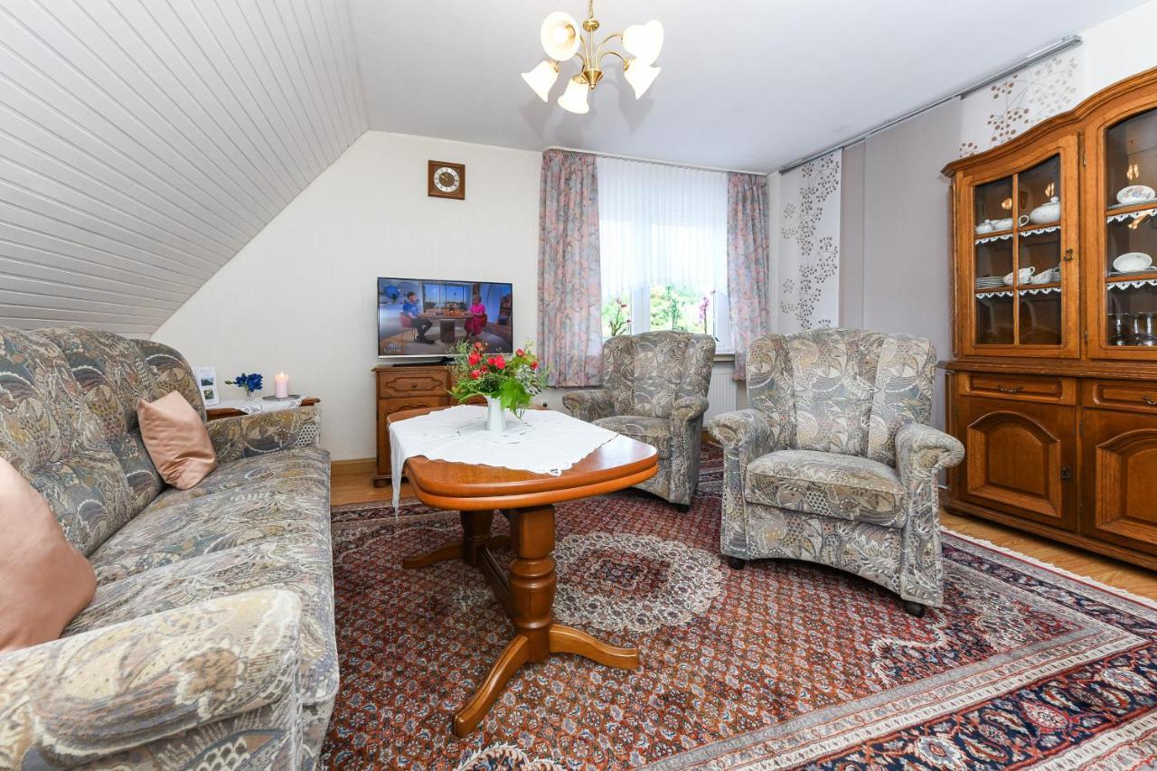 Ferienwohnung Im Haus Weinstock Esens Ngoại thất bức ảnh
