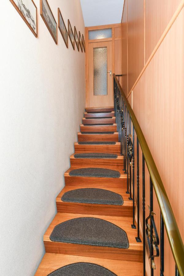 Ferienwohnung Im Haus Weinstock Esens Ngoại thất bức ảnh
